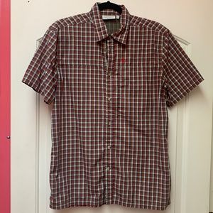 Fjallraven Men’s L Svante slim fit plaid short sleeve button down shirt